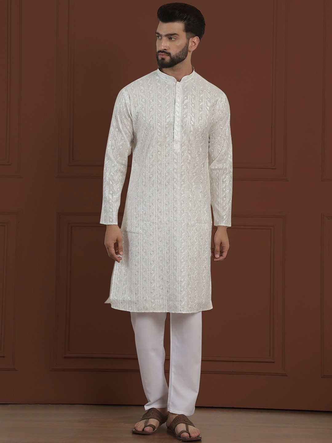 

SOJANYA LUXE Ethnic Motifs Embroidered Mandarin Collar Straight Cotton Silk Kurta & Pyjama, White