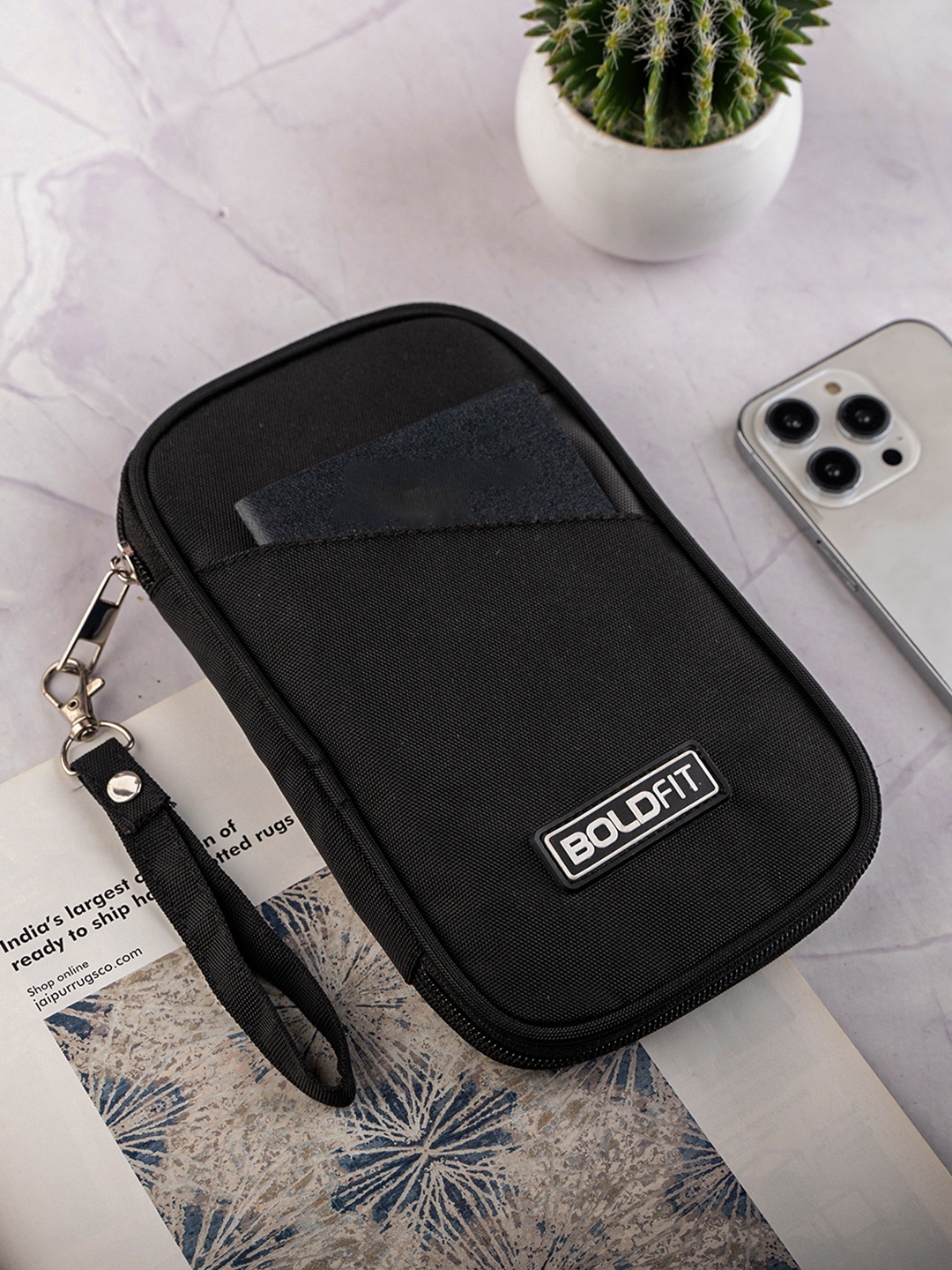 

BOLDFIT Unisex PU Zip Around Wallet, Black