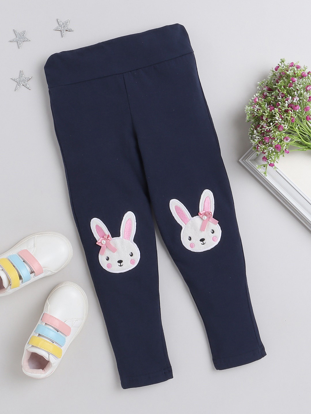 

Nuevo Joy Girls Applique Detail Leggings, Navy blue