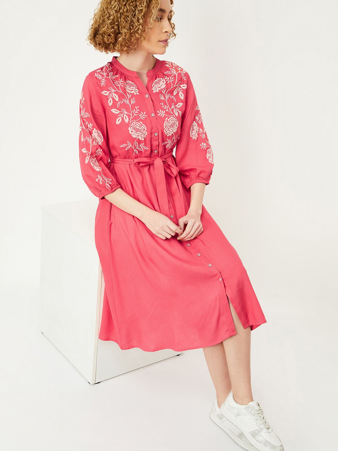 

max Tie-Up Neck Puff Sleeve Fit & Flare Midi Dress, Pink