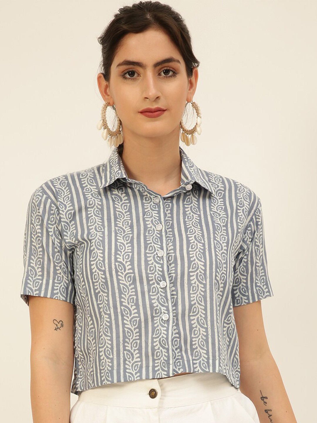 

JAVINISHKA Comfort Slim Fit Printed Spread Collar Organic Cotton Crop Casual Shirt, Blue