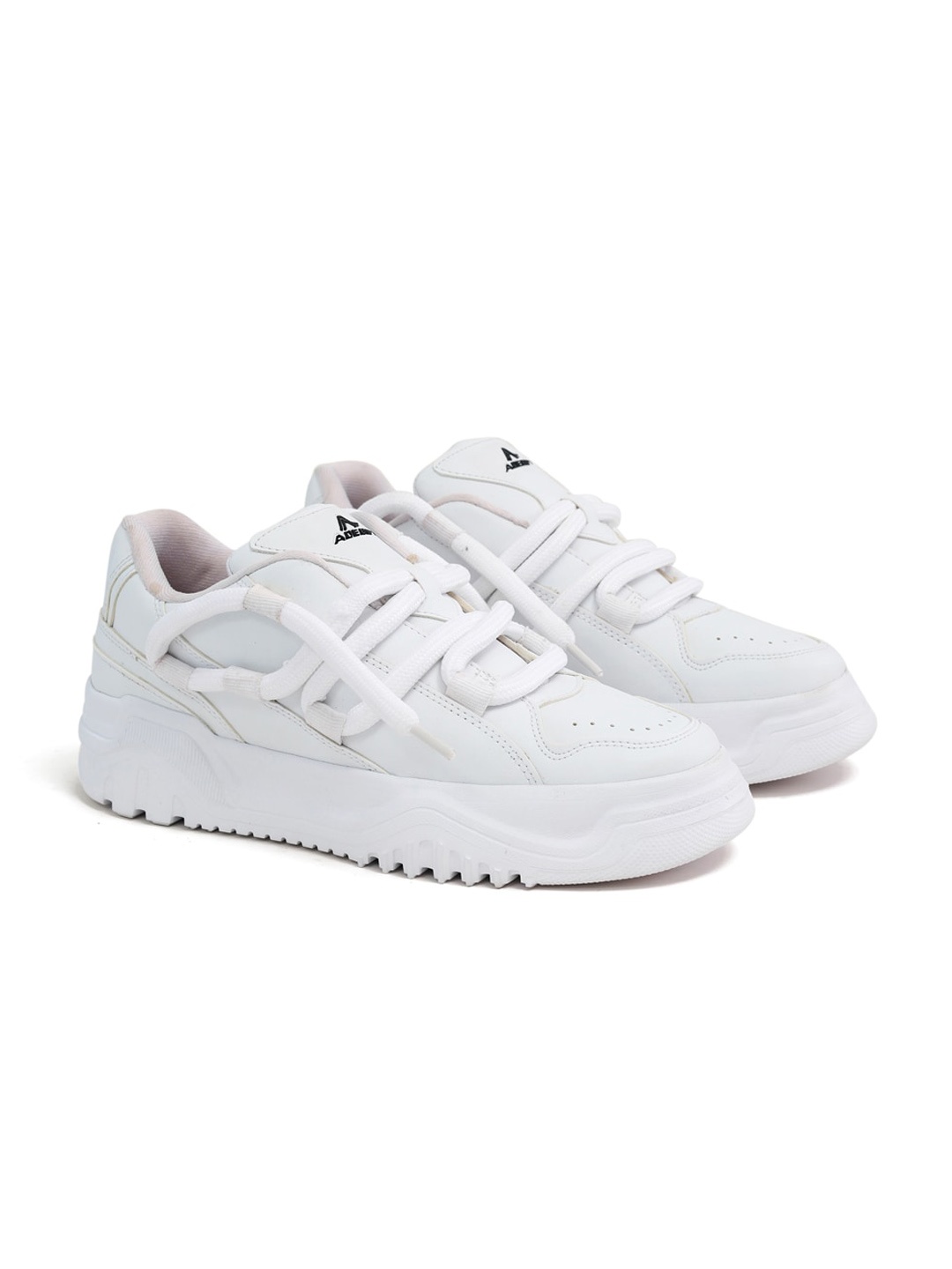 

adeboy Men Round Toe Sneakers, White