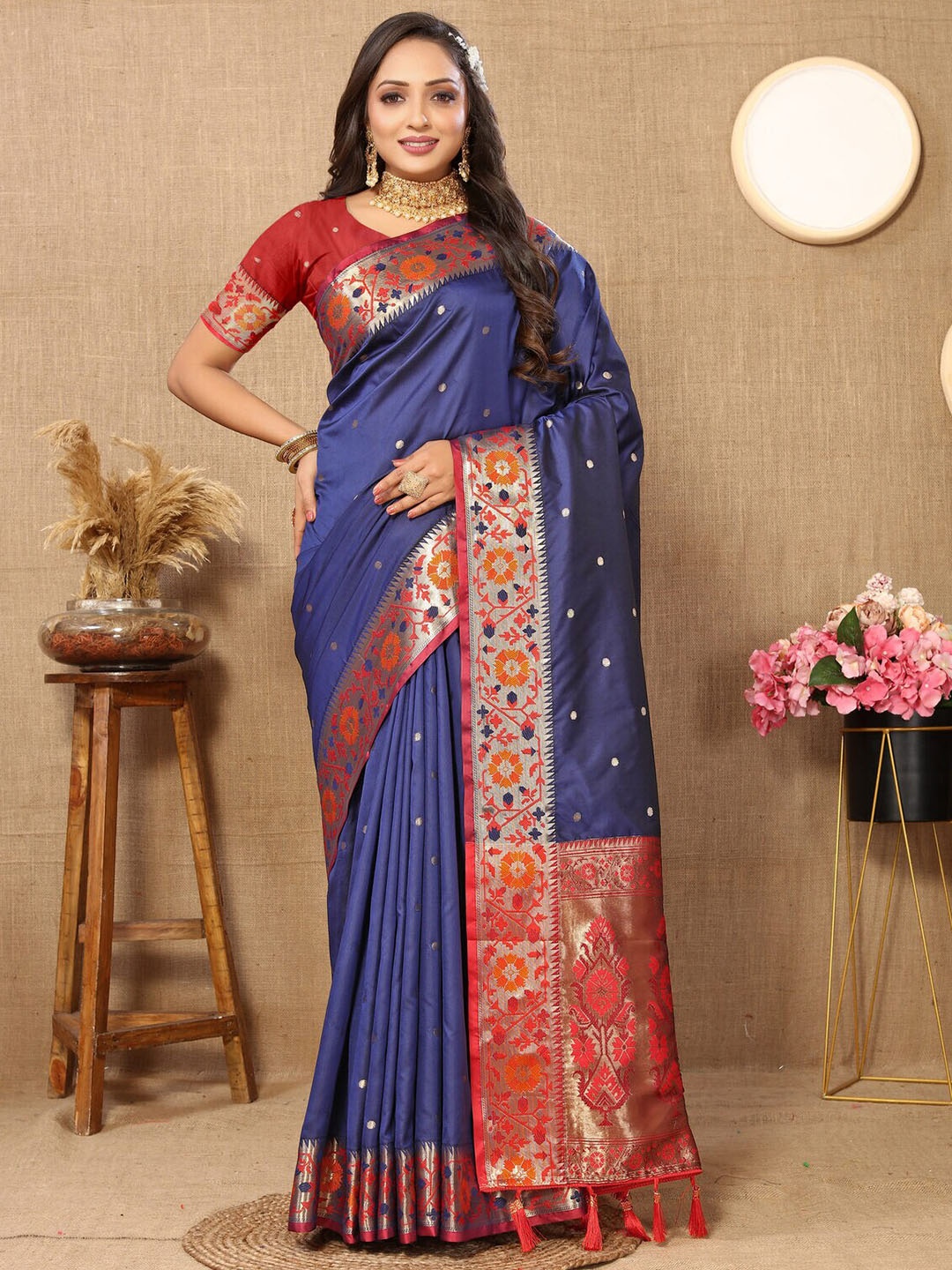 

CATCHY FOREVER Polka Dot Paithani Zari Saree, Blue