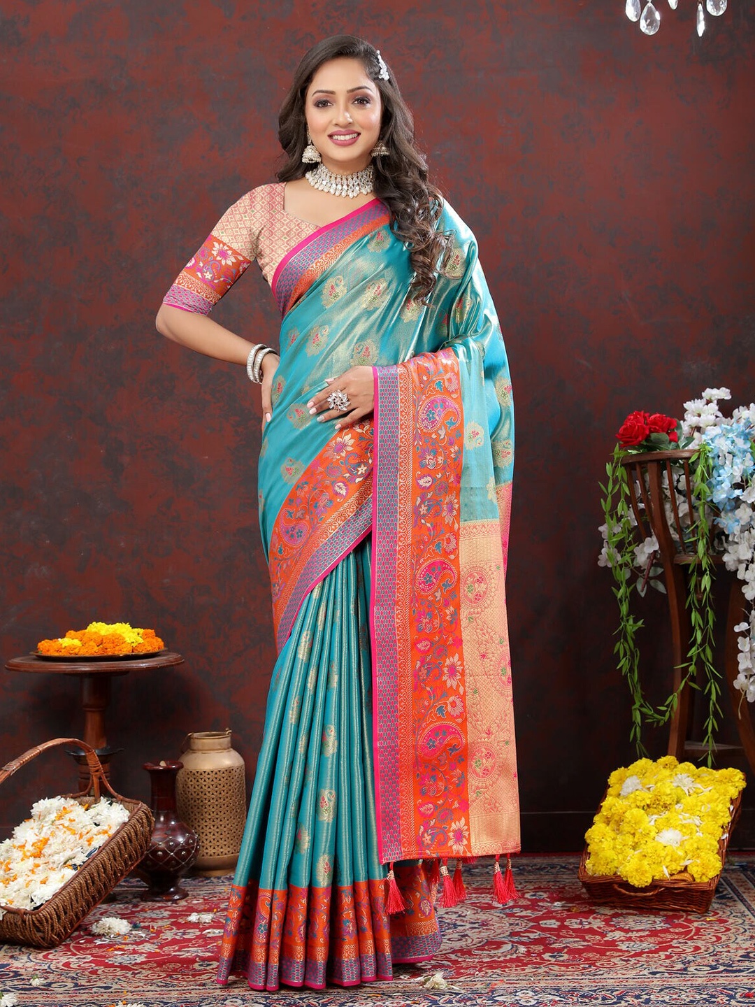 

CATCHY FOREVER Ethnic Motifs Zari Kanjeevaram Saree, Blue