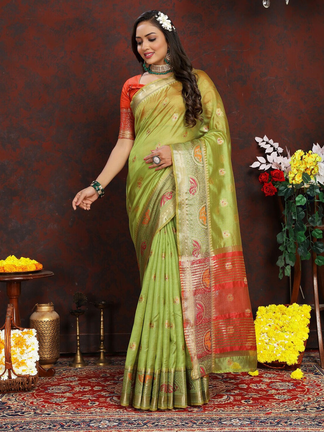 

CATCHY FOREVER Ethnic Motifs Woven Design Zari Organza Saree, Lime green