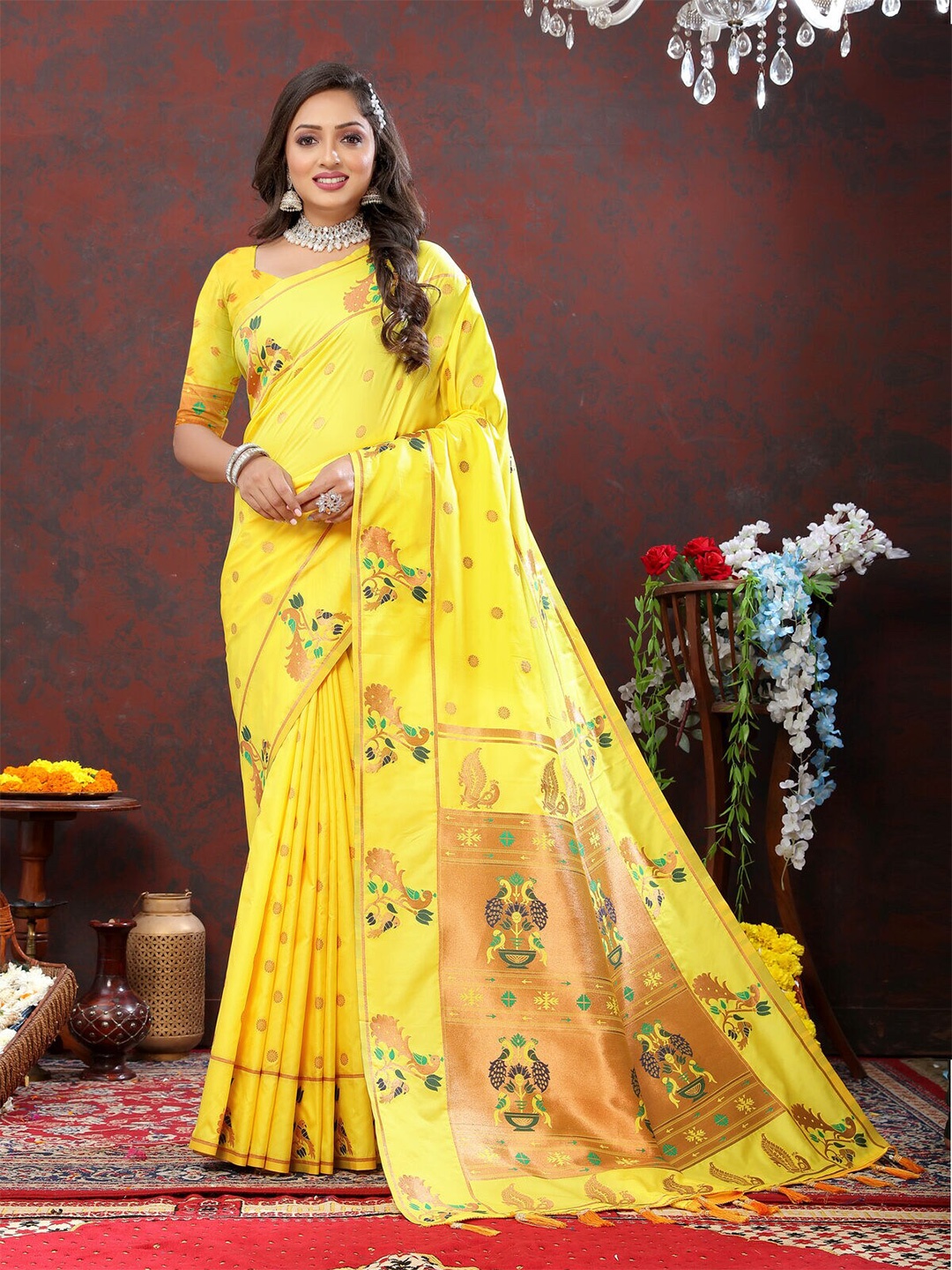 

CATCHY FOREVER Ethnic Motifs Zari Silk Blend Paithani Saree, Yellow