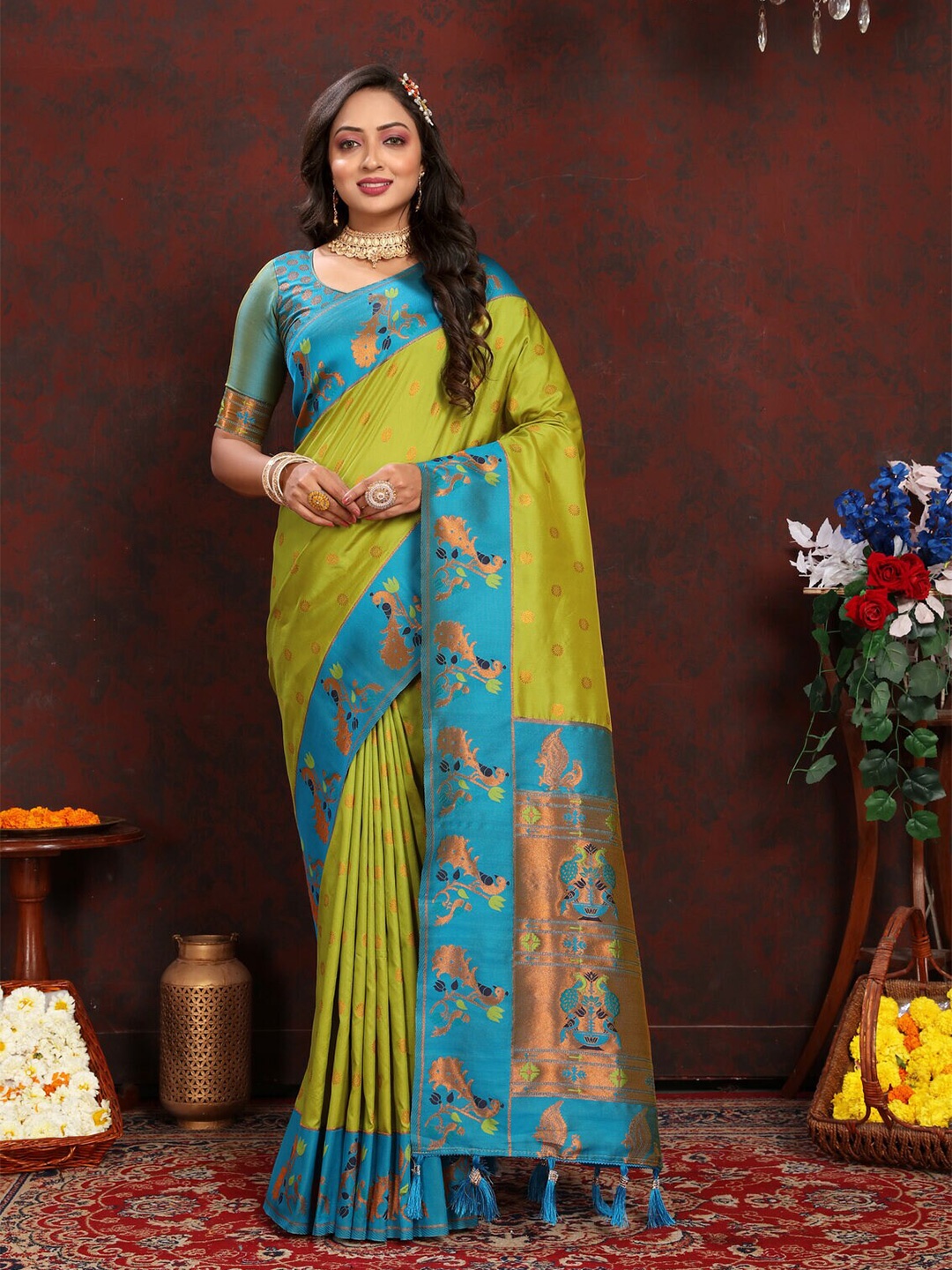 

CATCHY FOREVER Ethnic Motifs Woven Design Zari Paithani Saree, Lime green