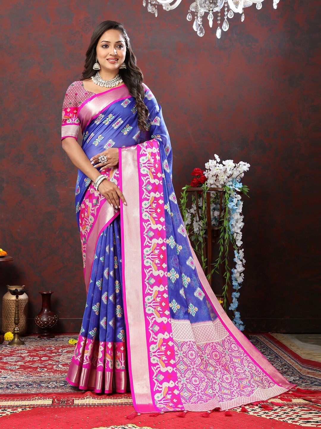 

CATCHY FOREVER Ethnic Woven Design Zari Organza Banarasi Saree, Blue