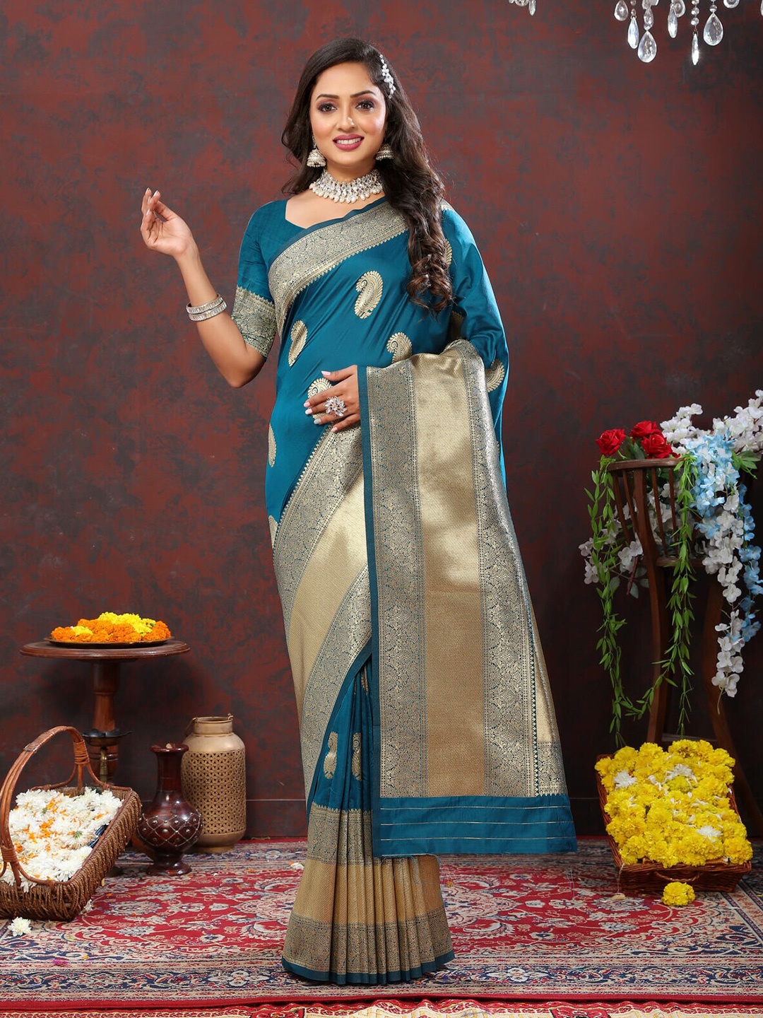 

CATCHY FOREVER Woven Design Zari Silk Blend Banarasi Saree, Sea green