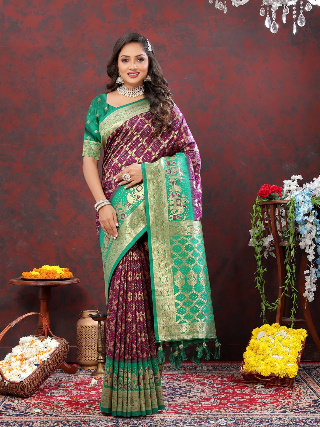 

CATCHY FOREVER Ethnic Motifs Woven Design Zari Patola Saree, Purple