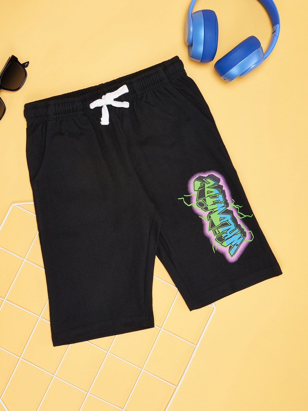 

Pantaloons Junior Boys Typography Printed High-Rise Cotton Shorts, Black