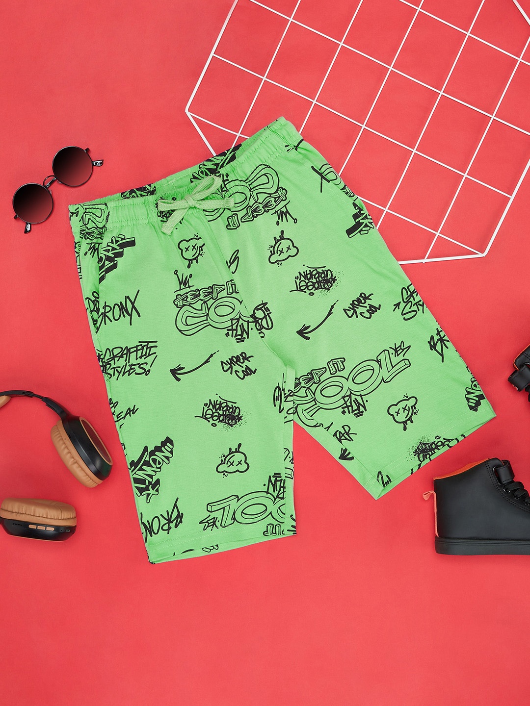 

Pantaloons Junior Boys Conversational Printed Cotton Shorts, Green
