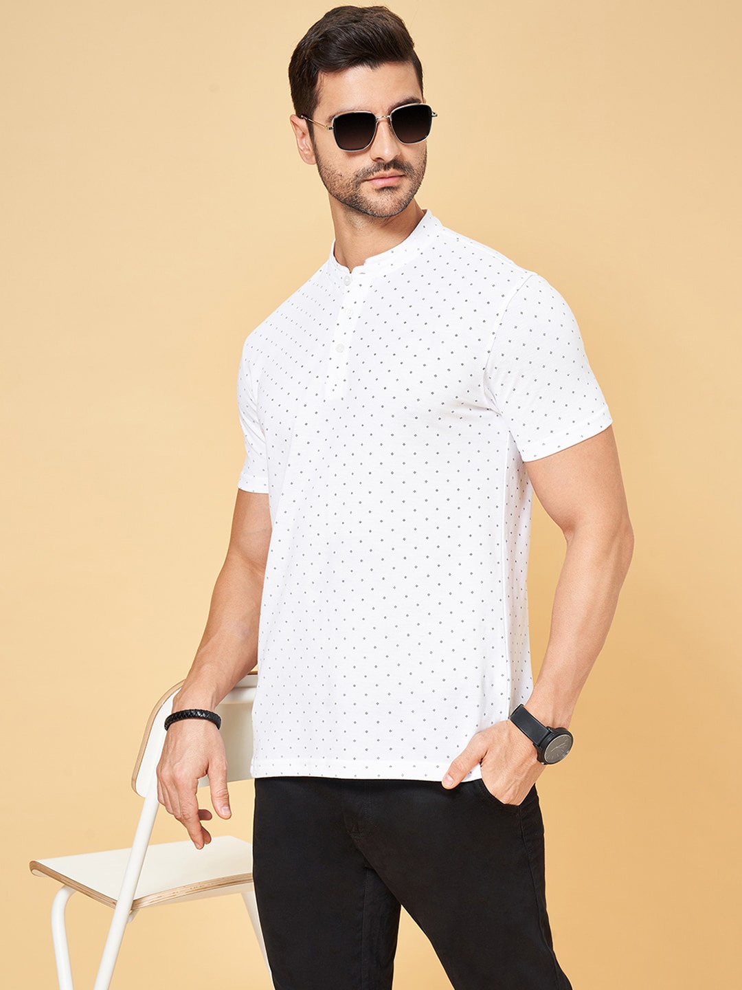

BYFORD by Pantaloons Floral Printed Slim Fit Cotton T-shirt, Off white