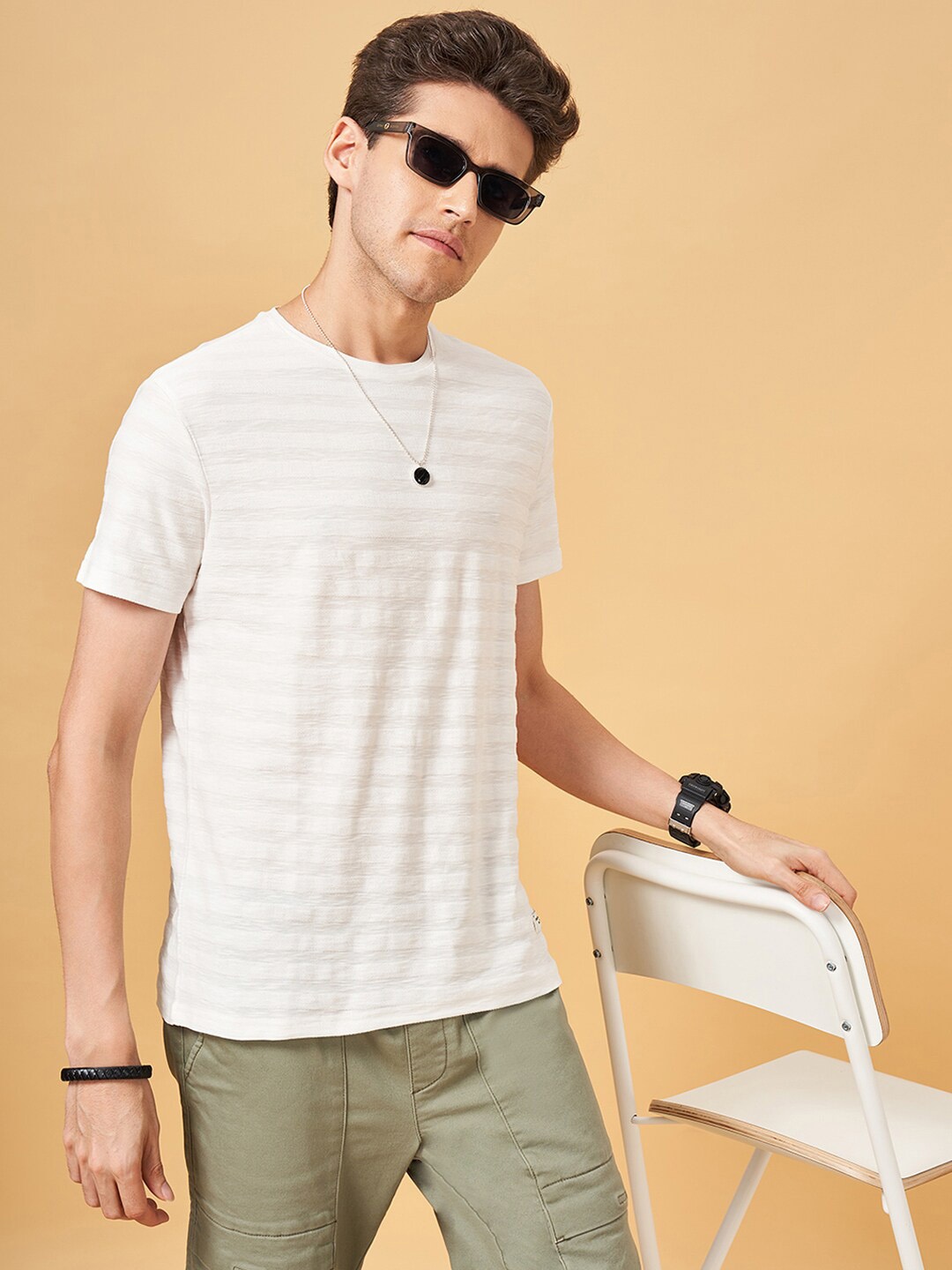 

People White Striped Slim Fit Pure Cotton T-shirt, Off white