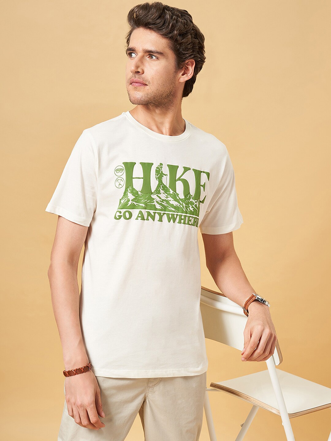 

Urban Ranger by pantaloons Men Typography Printed Pockets Slim Fit T-shirt, Off white