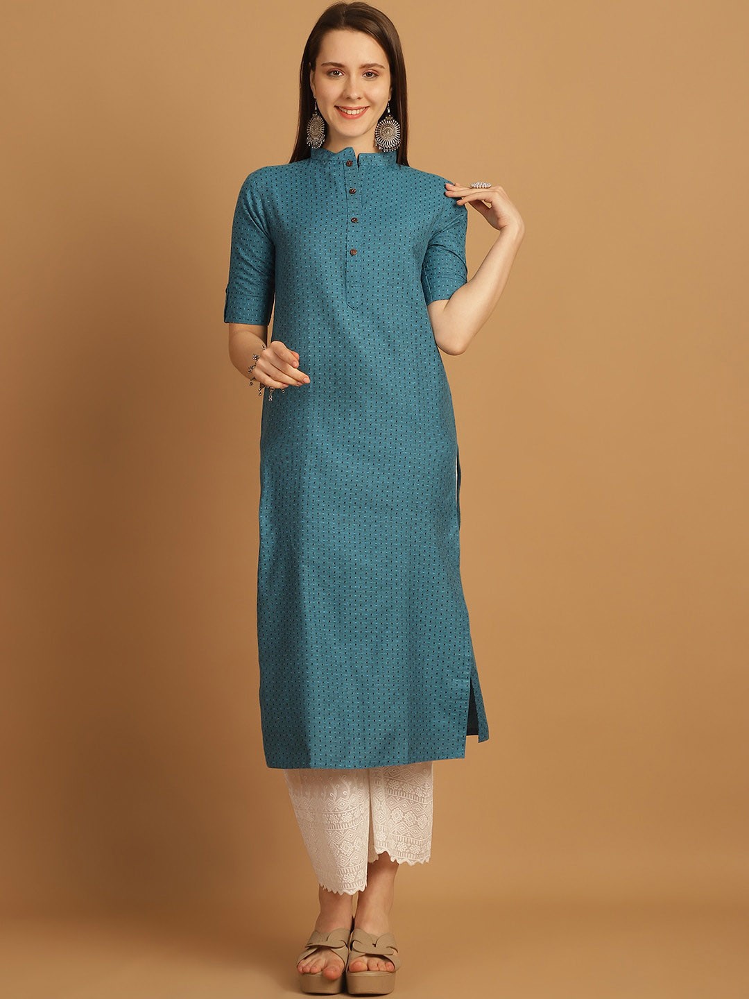 

Sayesha Women Striped Mandarin Collar Roll-Up Sleeves Straight Kurta, Blue