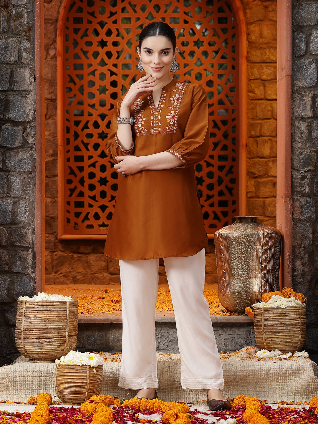 

Nayam By Lakshita Ethnic Motifs Yoke Design Thread Work Straight Kurta, Brown