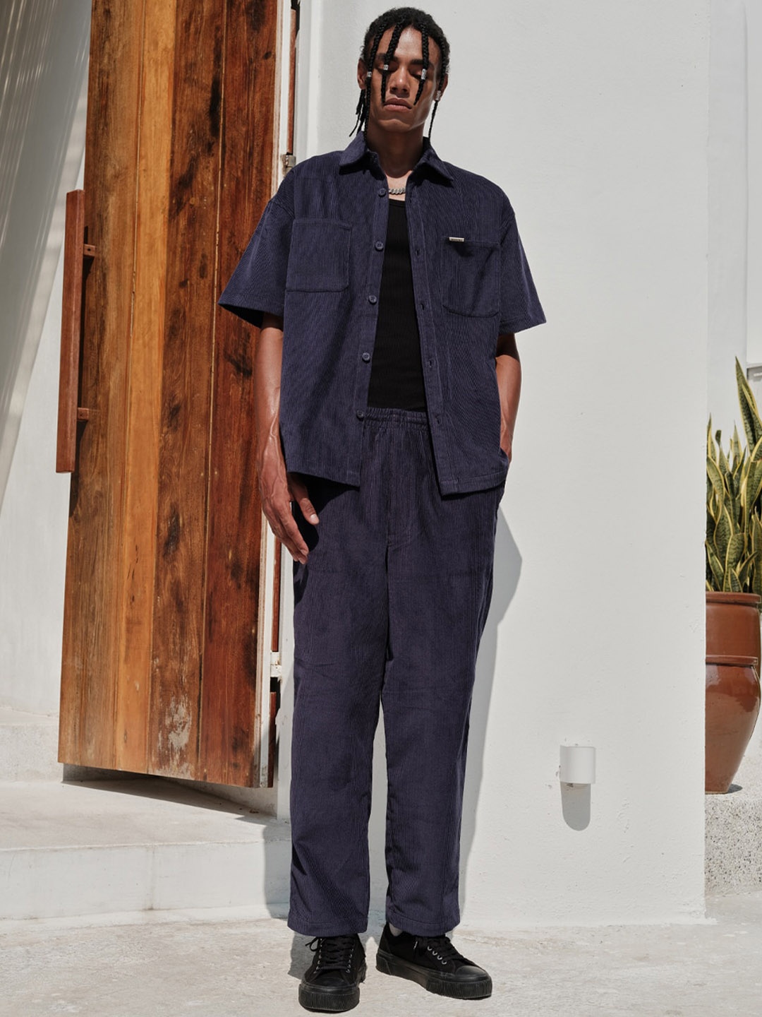Bonkers Corner Men Corduroy Pleated Trousers, Navy blue