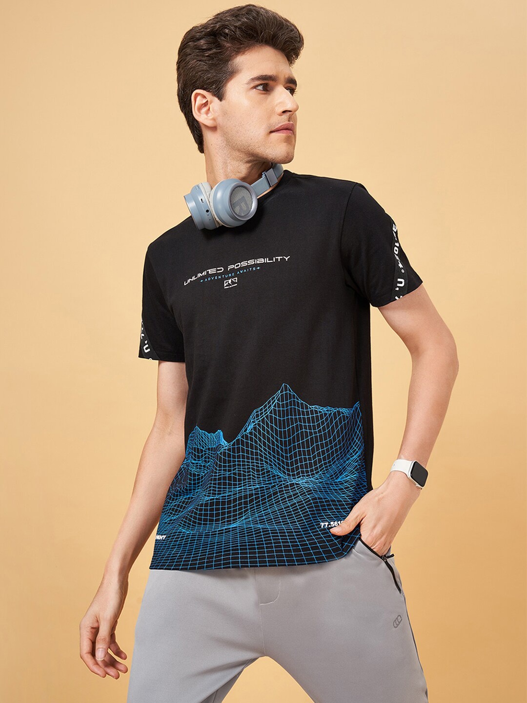 

Ajile by Pantaloons Men Printed Pockets Slim Fit T-shirt, Black