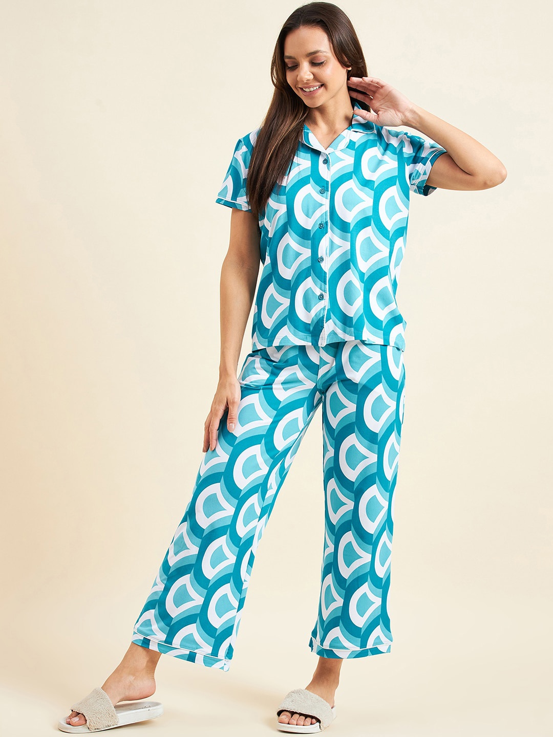 

Sweet Dreams Blue Floral Printed Kurti With Pyjamas