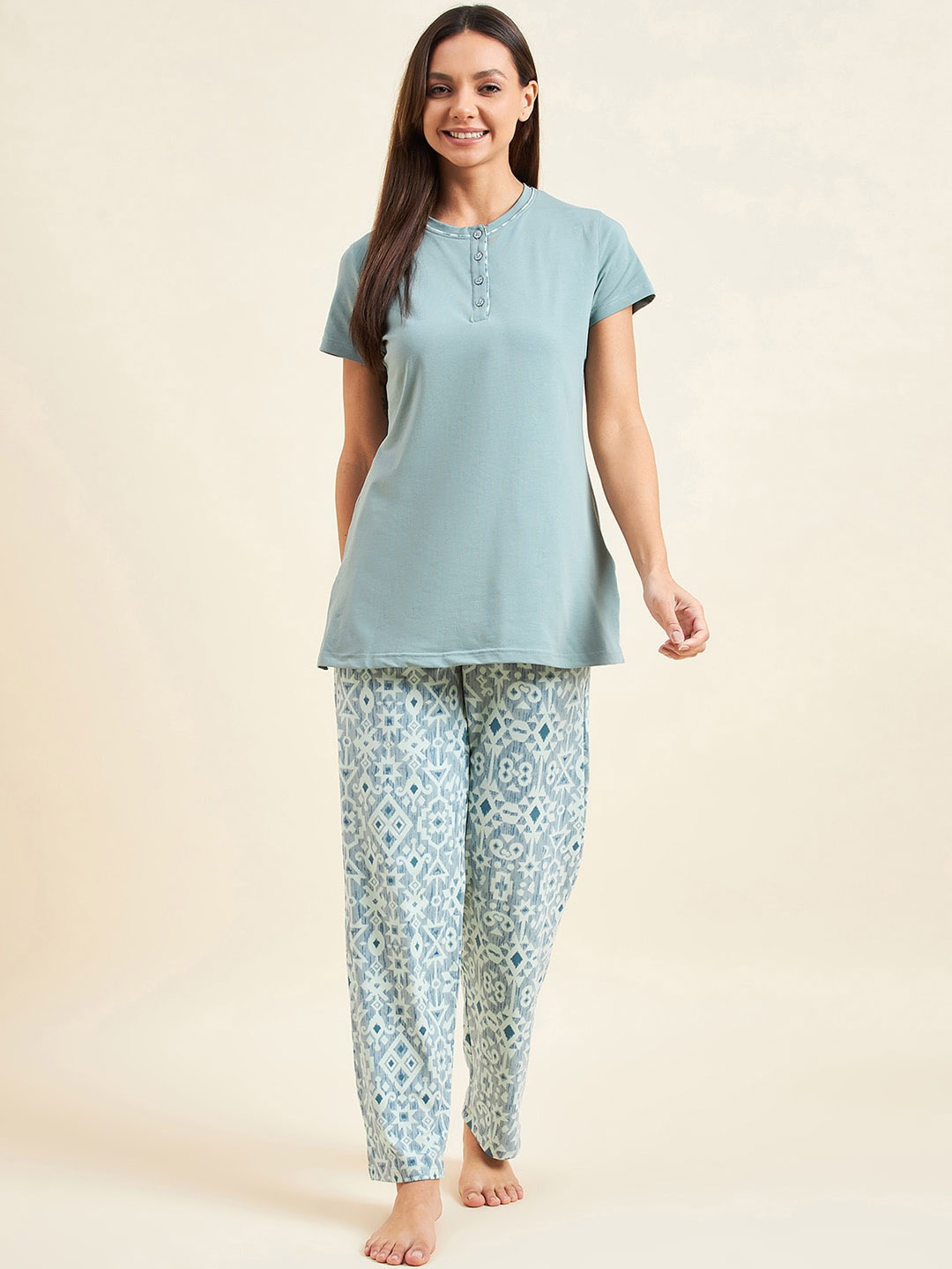 

Sweet Dreams Printed Night Suit, Green