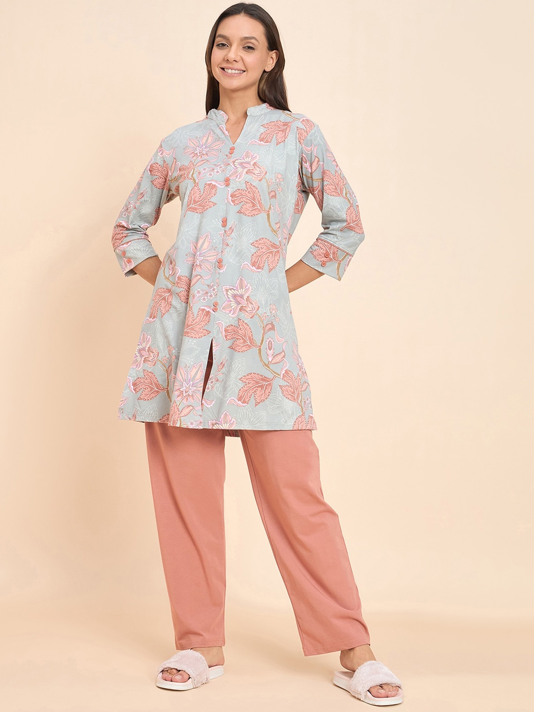 

Sweet Dreams Green & Pink Floral Printed Kurti With Pyjamas