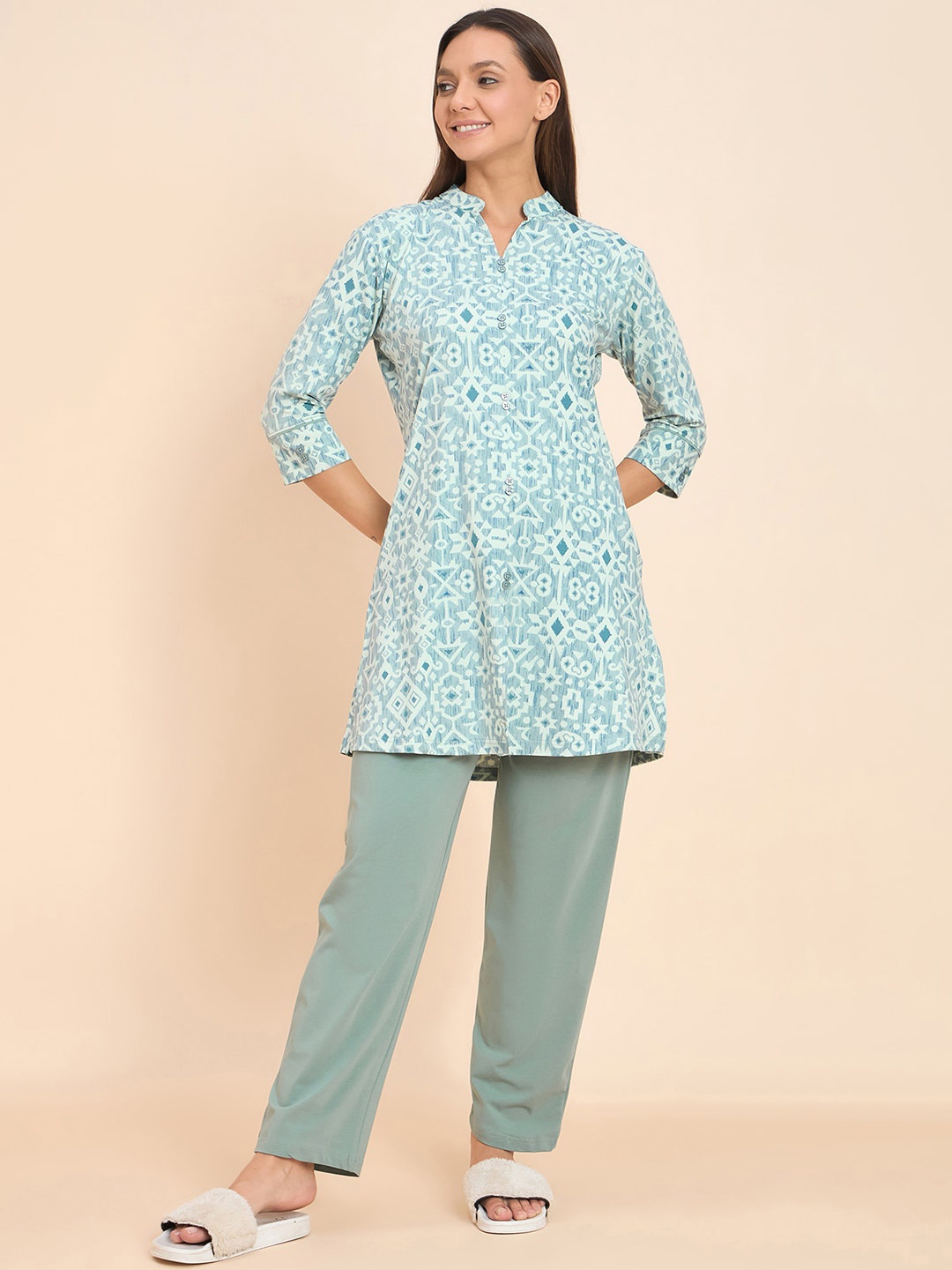 

Sweet Dreams Printed Night Suit, Green