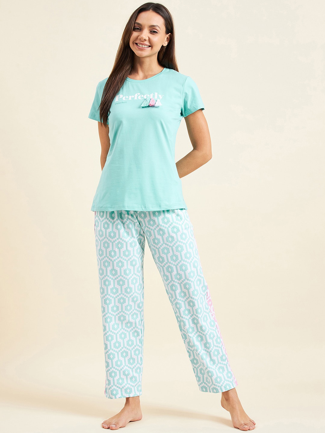 

Sweet Dreams Turquoise Blue Geometric Printed T-shirt With Pyjamas