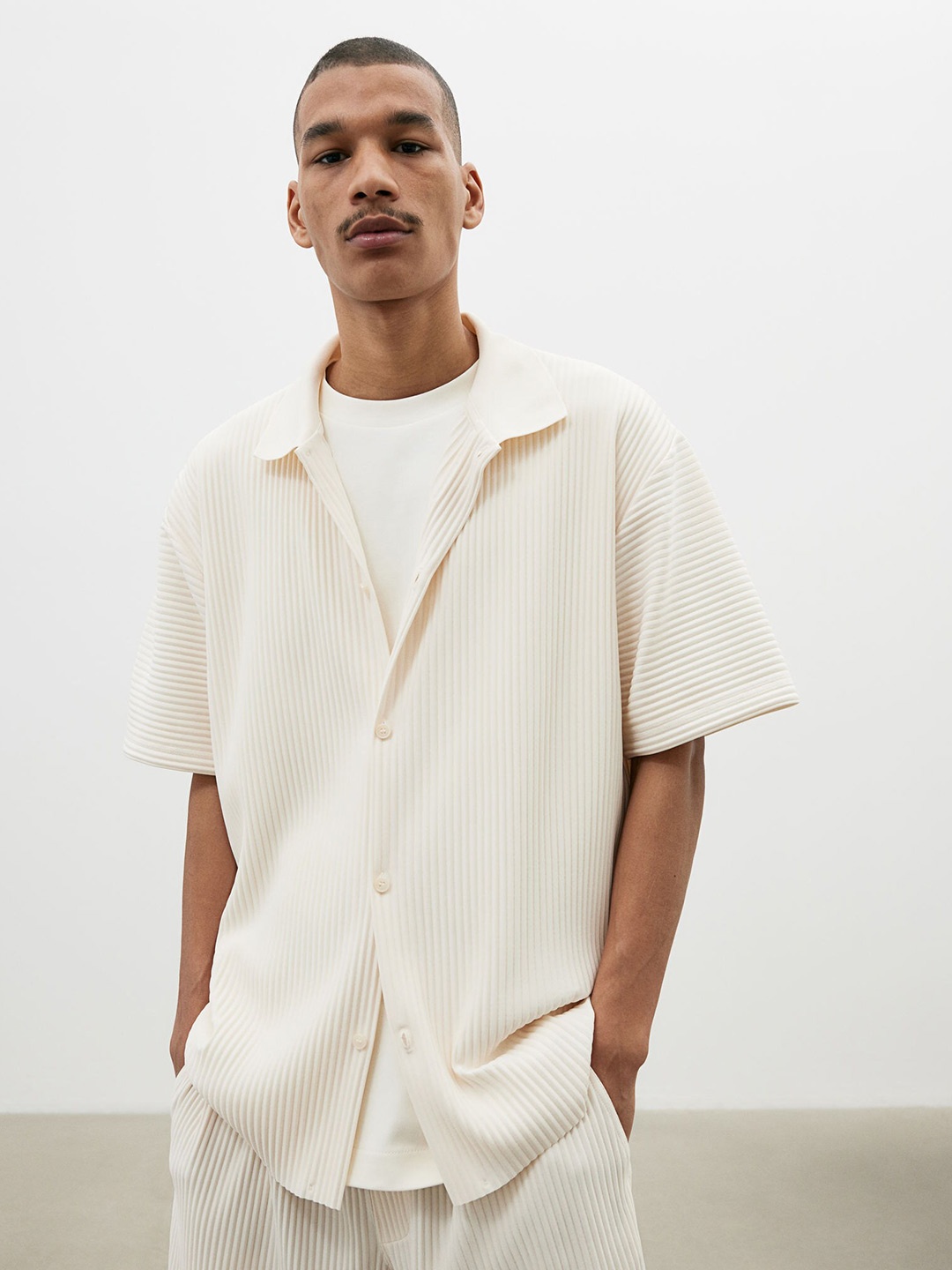 

H&M Loose-Fit Pleated Shirt, Beige