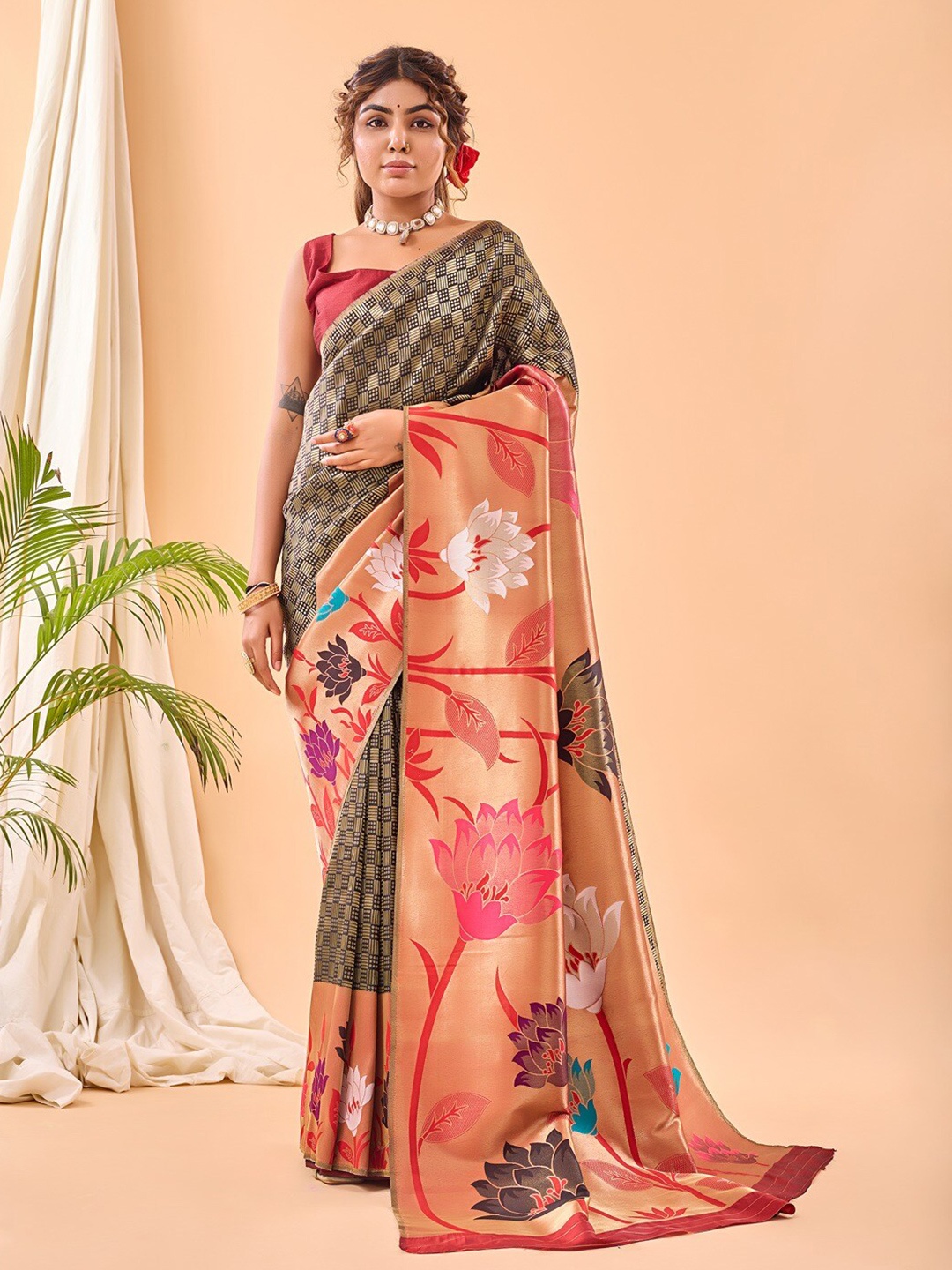 

SGF11 Woven Design Phulkari Banarasi Saree, Black