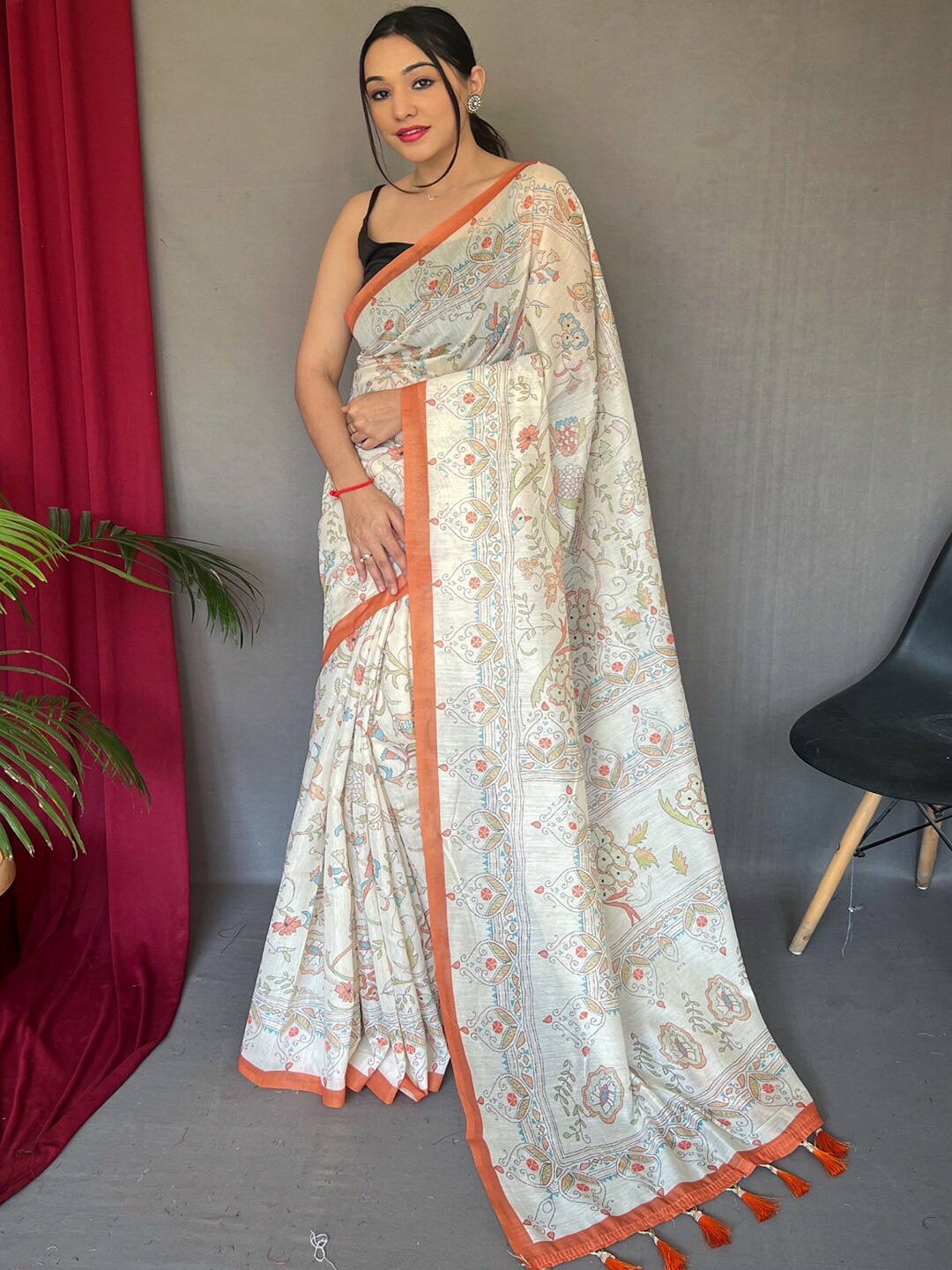 

SGF11 Floral Printed Chanderi Saree With Tassels, Orange