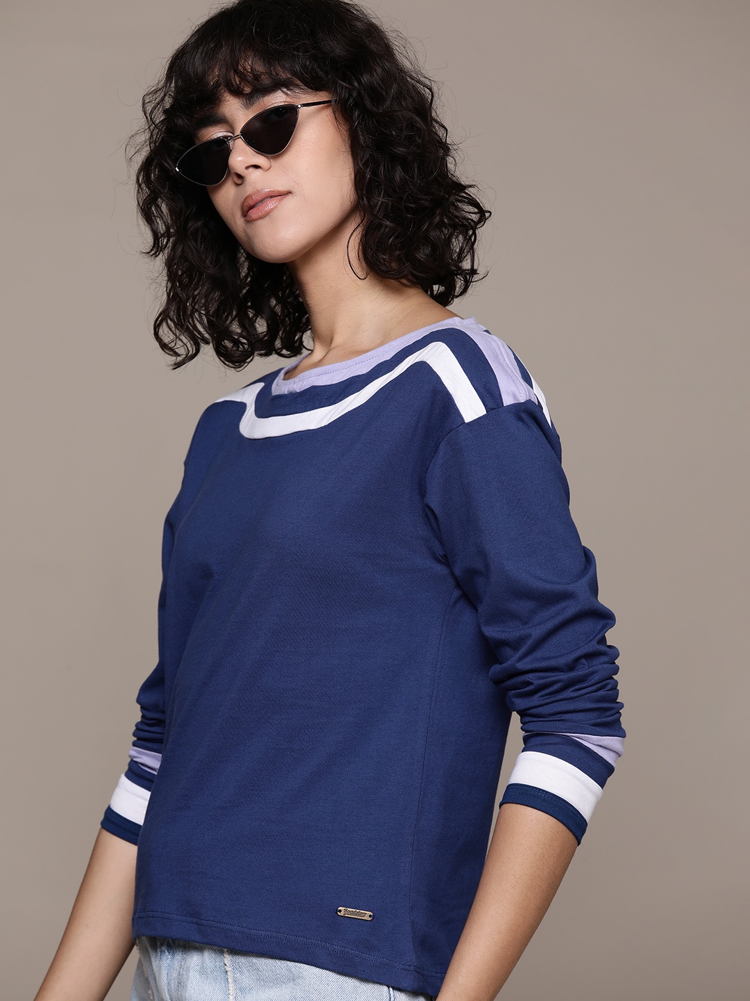 

Roadster Striped Boat Neck Drop-Shoulder Sleeves T-shirt, Navy blue