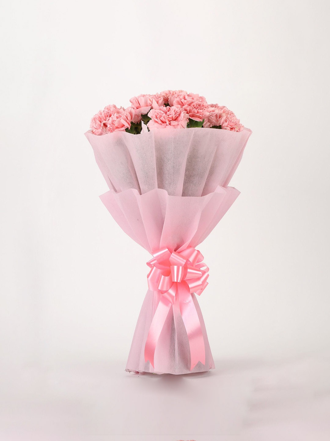 

fnp Lovely 10- Pink Carnations Fresh Flowers Bouquet