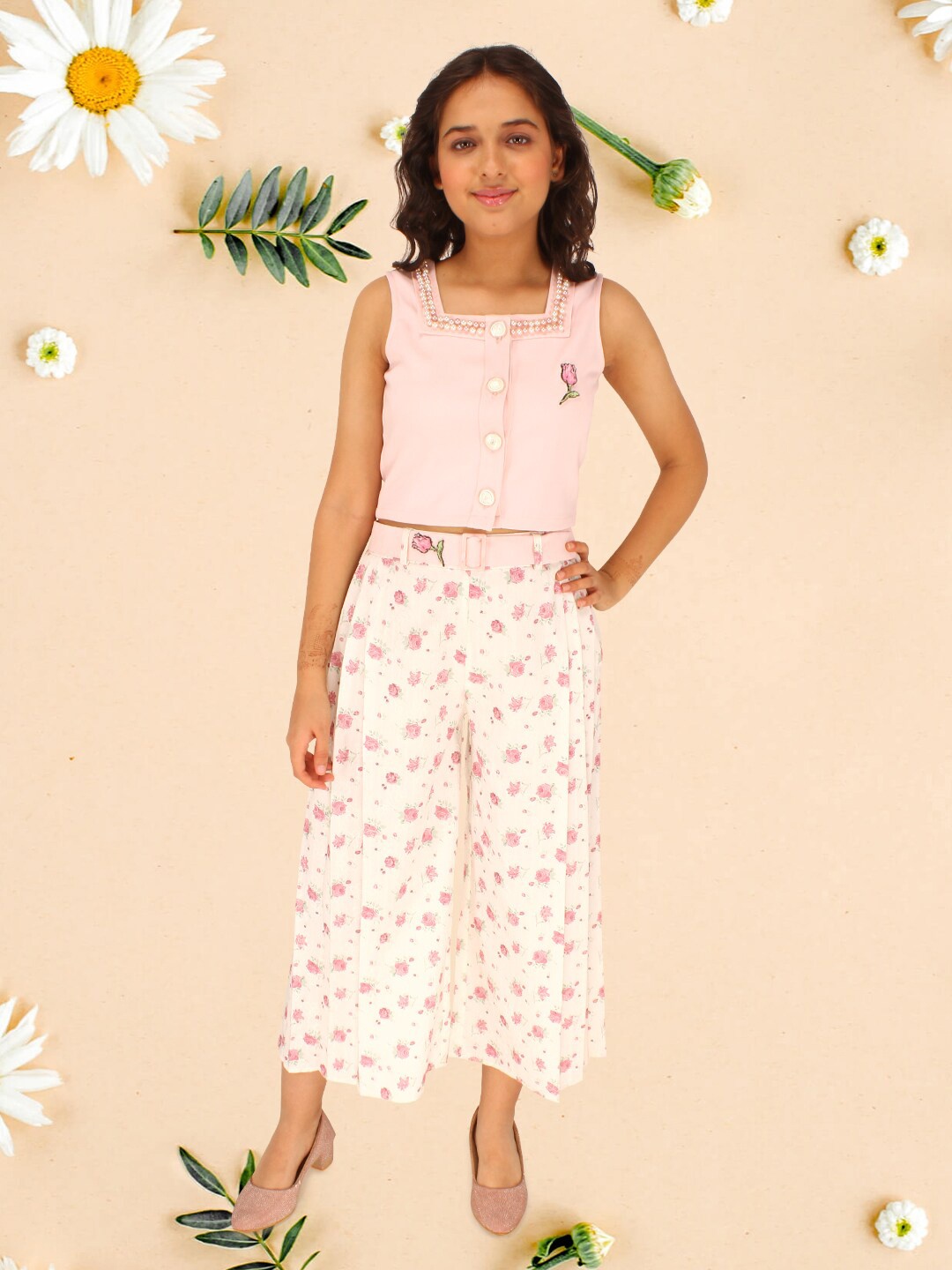 

CUTECUMBER Girls Embellished Floral Printed Top with Trousers, Pink