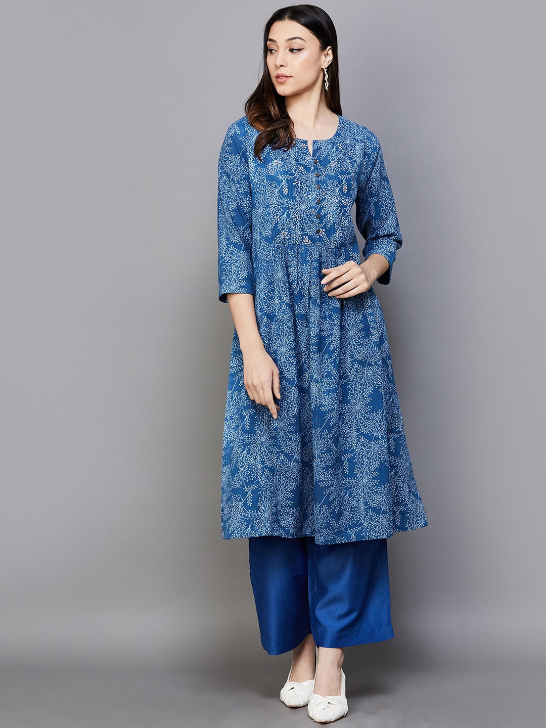 

Melange by Lifestyle Women Dyed Kurta, Violet