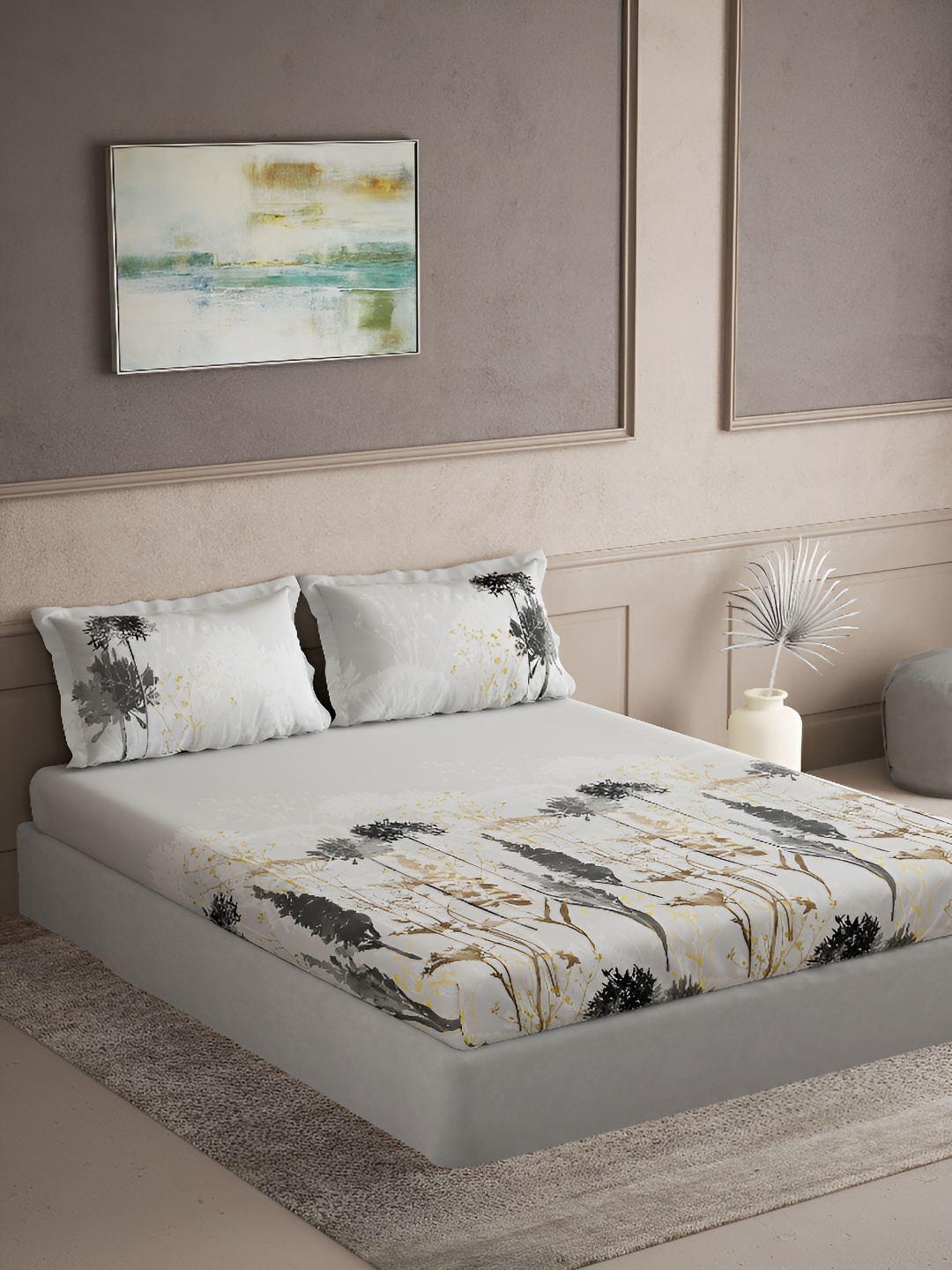 

DDecor Grey & White Floral Cotton180 TC King Bedsheet with 2 Pillow Covers
