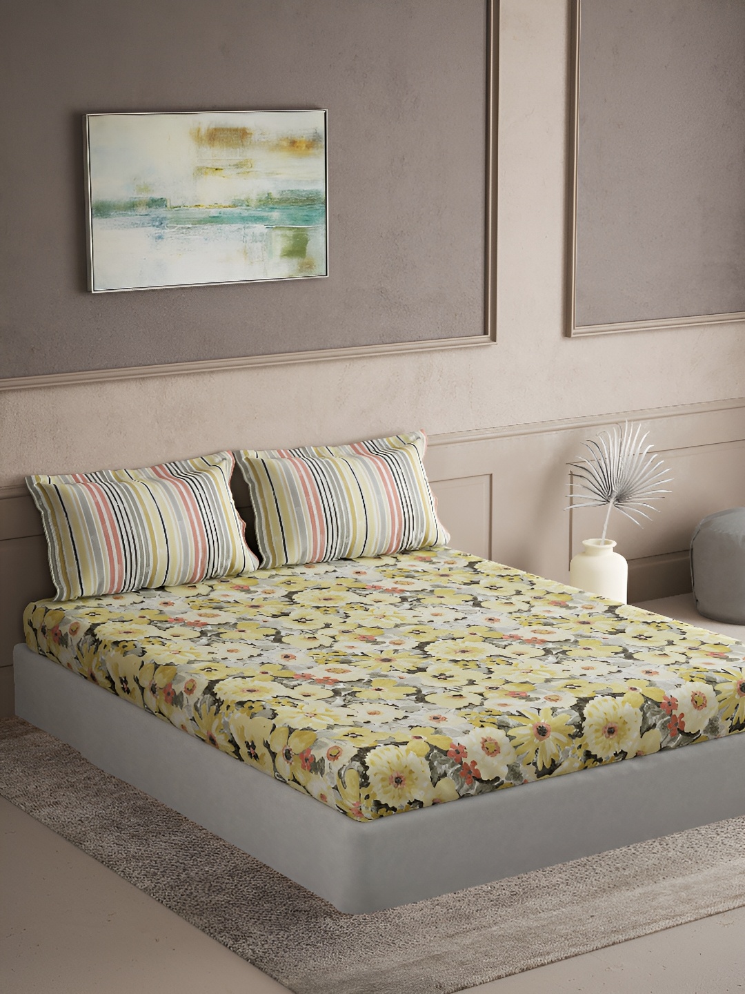 

DDecor Yellow & Green Floral Cotton 180 TC King Bedsheet with 2 Pillow Covers