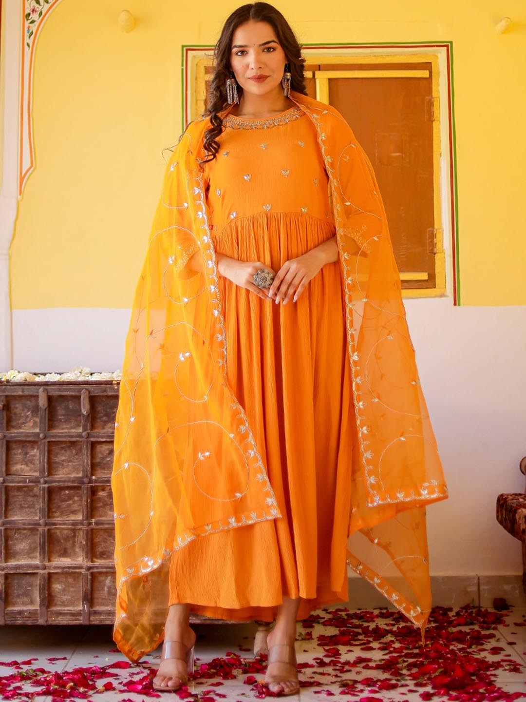 

Chandbaali Women Floral Printed Flared Sleeves Mirror Work Anarkali Kurta, Orange