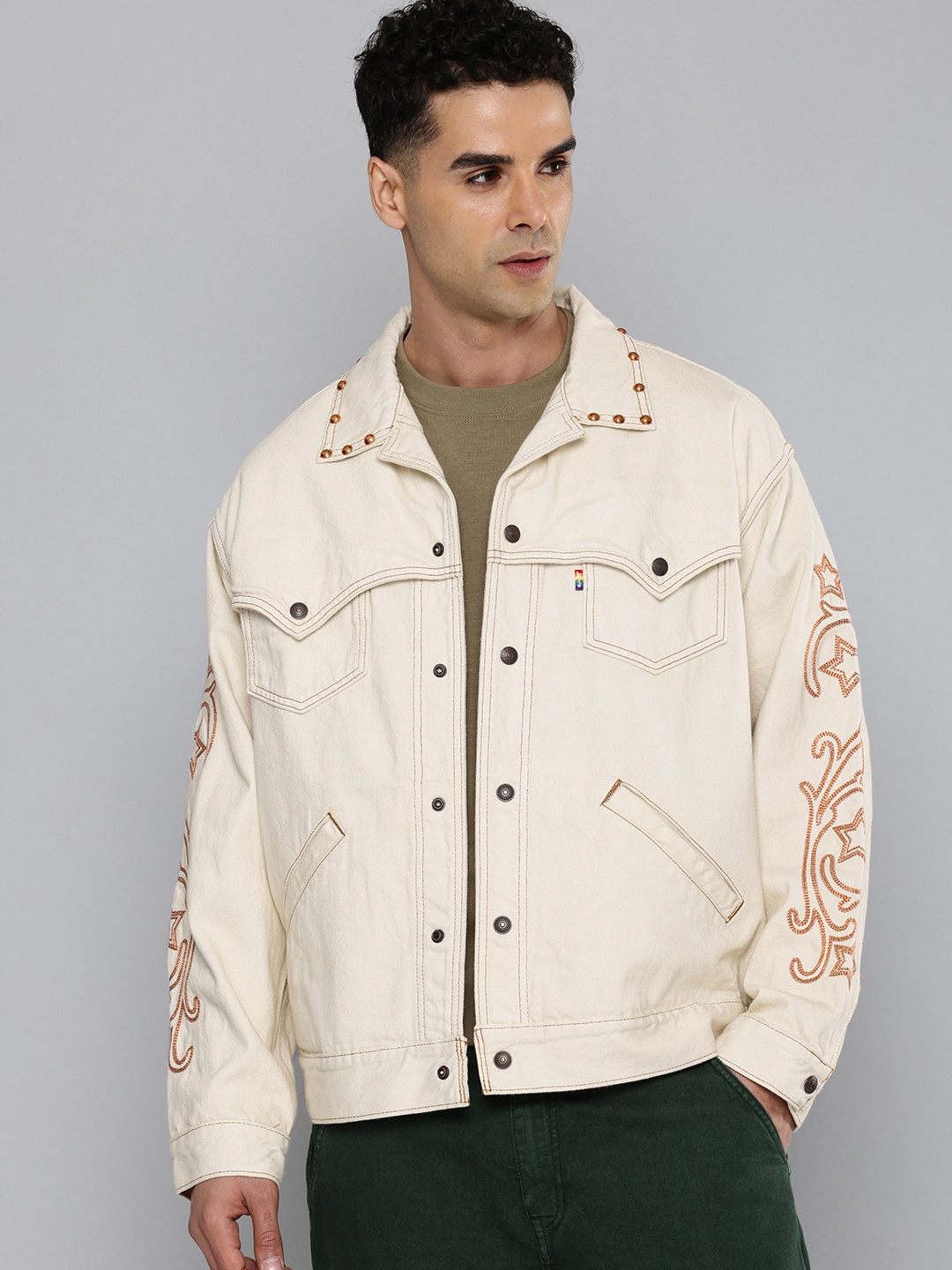 

Levis Pure Cotton Typography Embroidered Denim Jacket, Off white