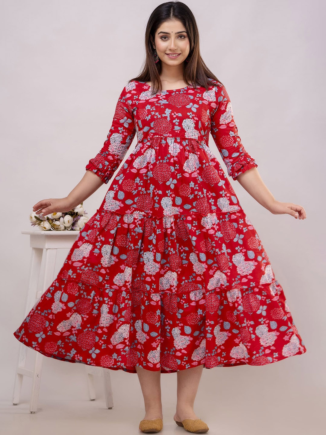 

VARICOS Women Floral Printed Thread Work Maternity Anarkali Kurta, Red