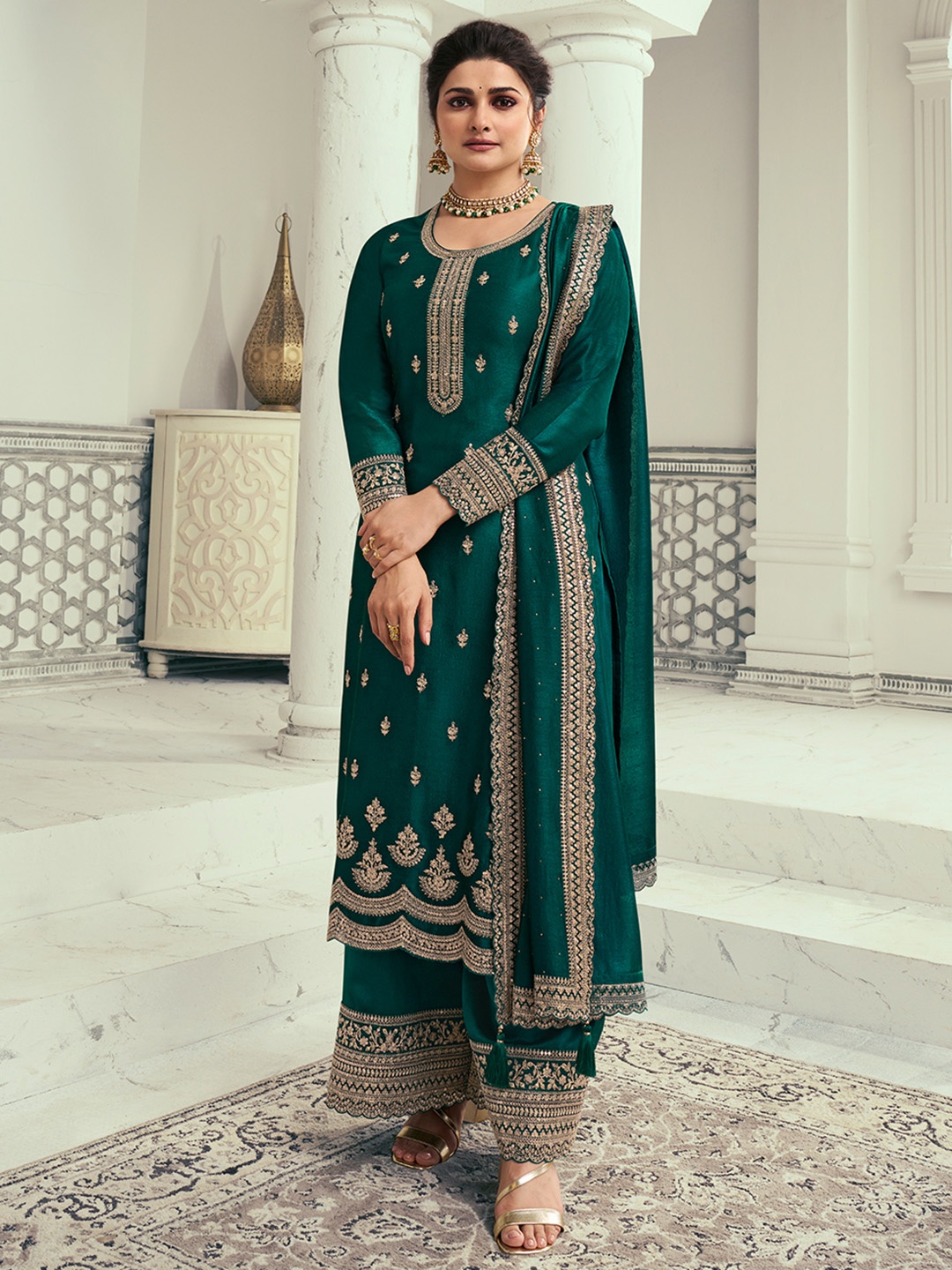 

Seerat Ethnic Motifs Embroidered Regular Silk Georgette Kurta with Palazzos & With Dupatta, Green