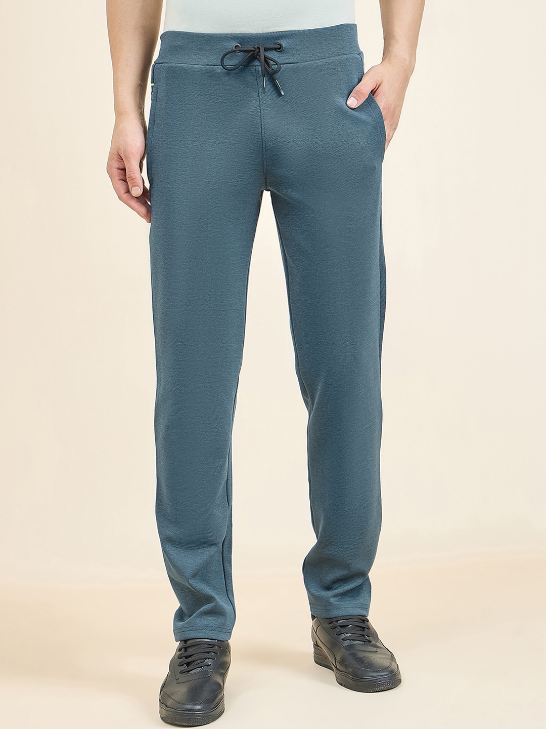 

Sweet Dreams Men Teal Mid-Rise Track Pant