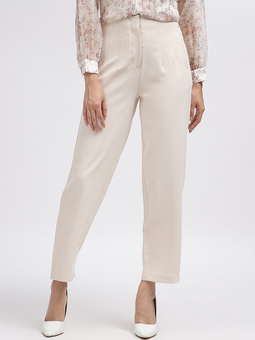 

CENTRESTAGE Women Mid-Rise Tapered Fit Trousers, Beige