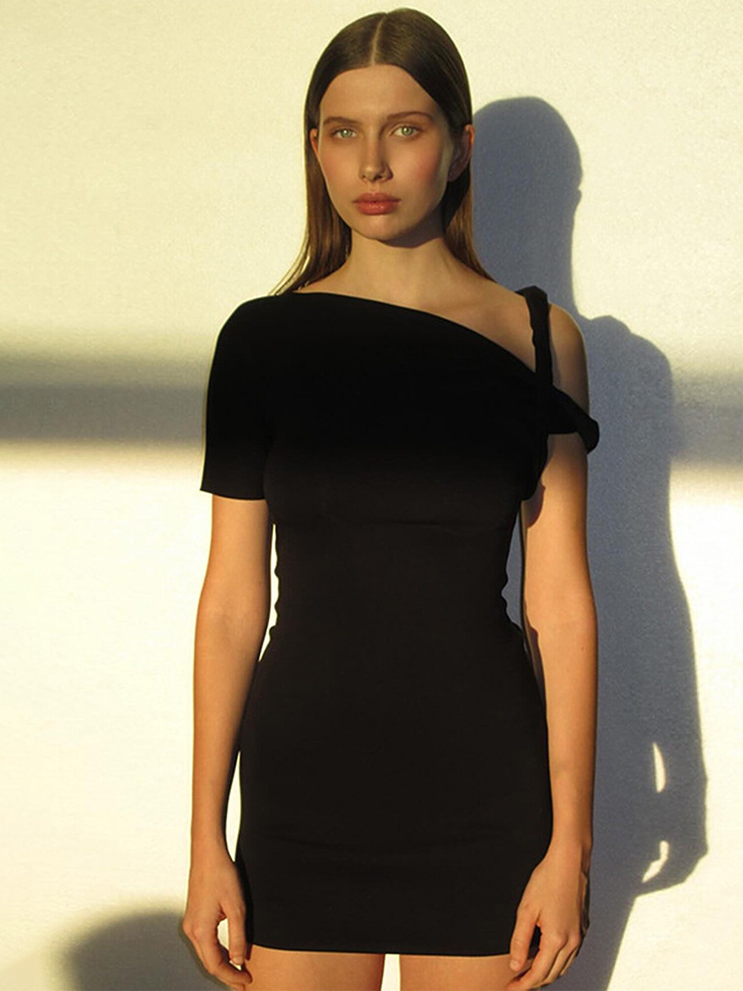 

LULU & SKY Cold-Shoulder Bodycon Mini Dress, Black