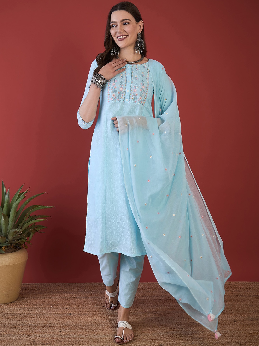 

Anouk Floral Embroidered Round Neck Pure Cotton Kurta with Trousers & Dupatta, Blue