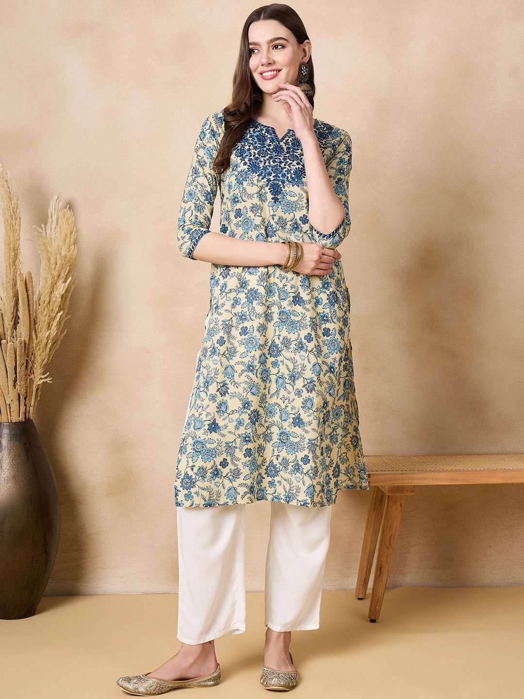 

Anouk Women Floral Printed Keyhole Neck Flared Sleeves Thread Work Kurta, Beige