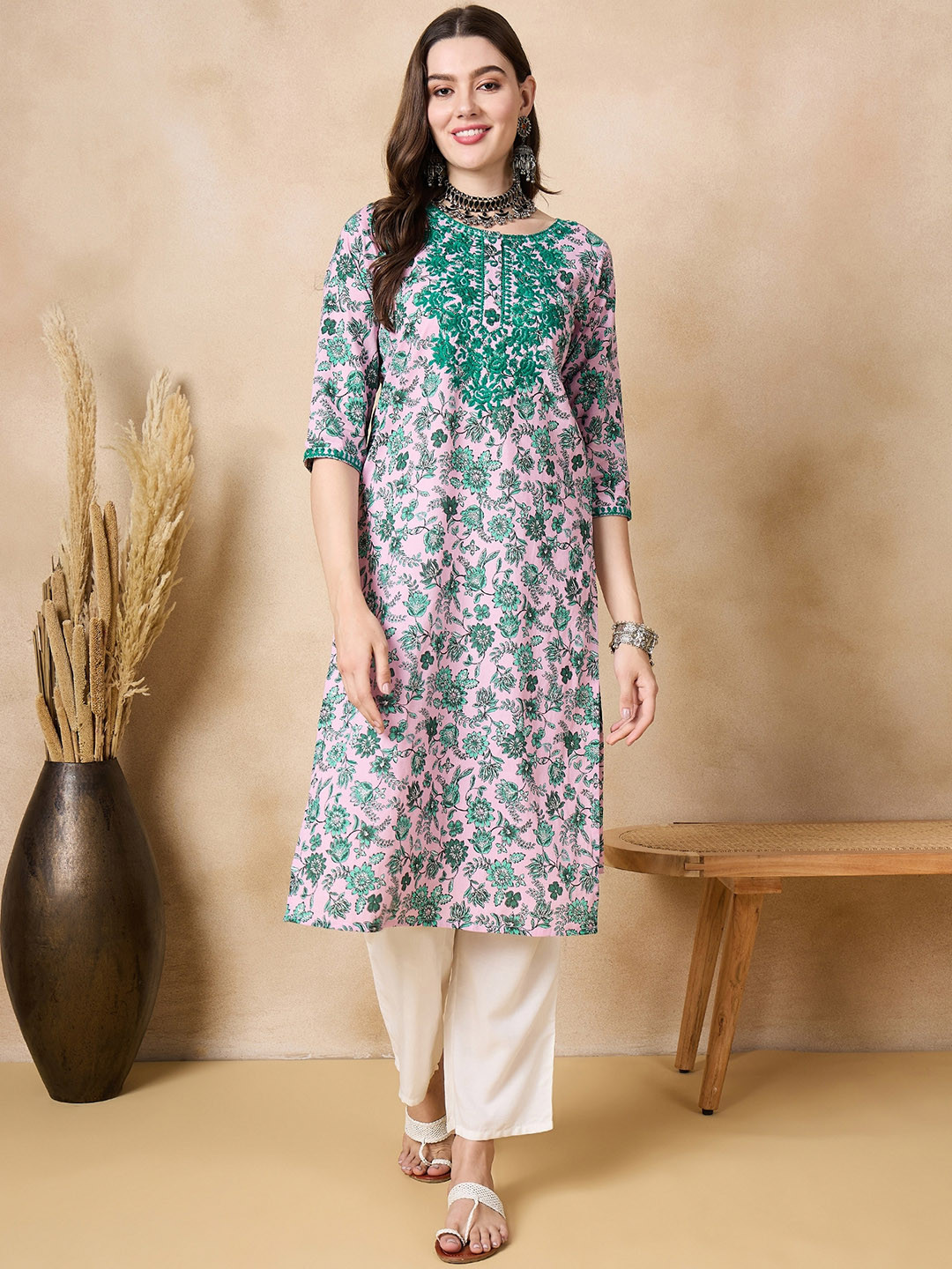 

Anouk Women Floral Printed Kurta, Pink