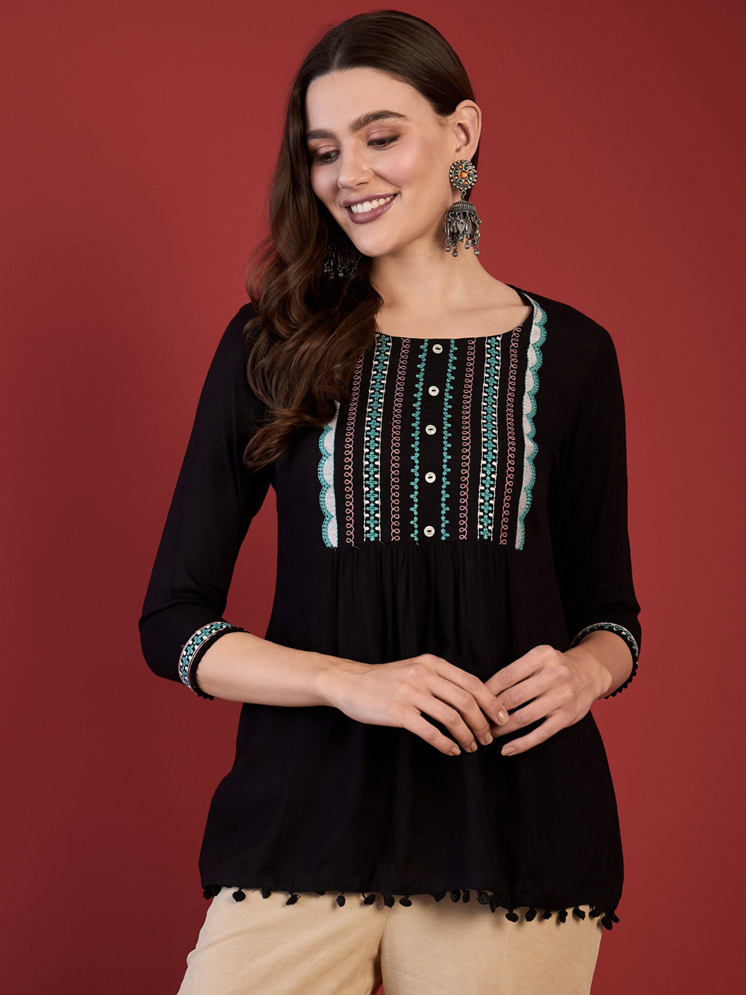 

Anouk Women Ethnic Motifs Cold-Shoulder Sleeves Thread Work Kurta, Black