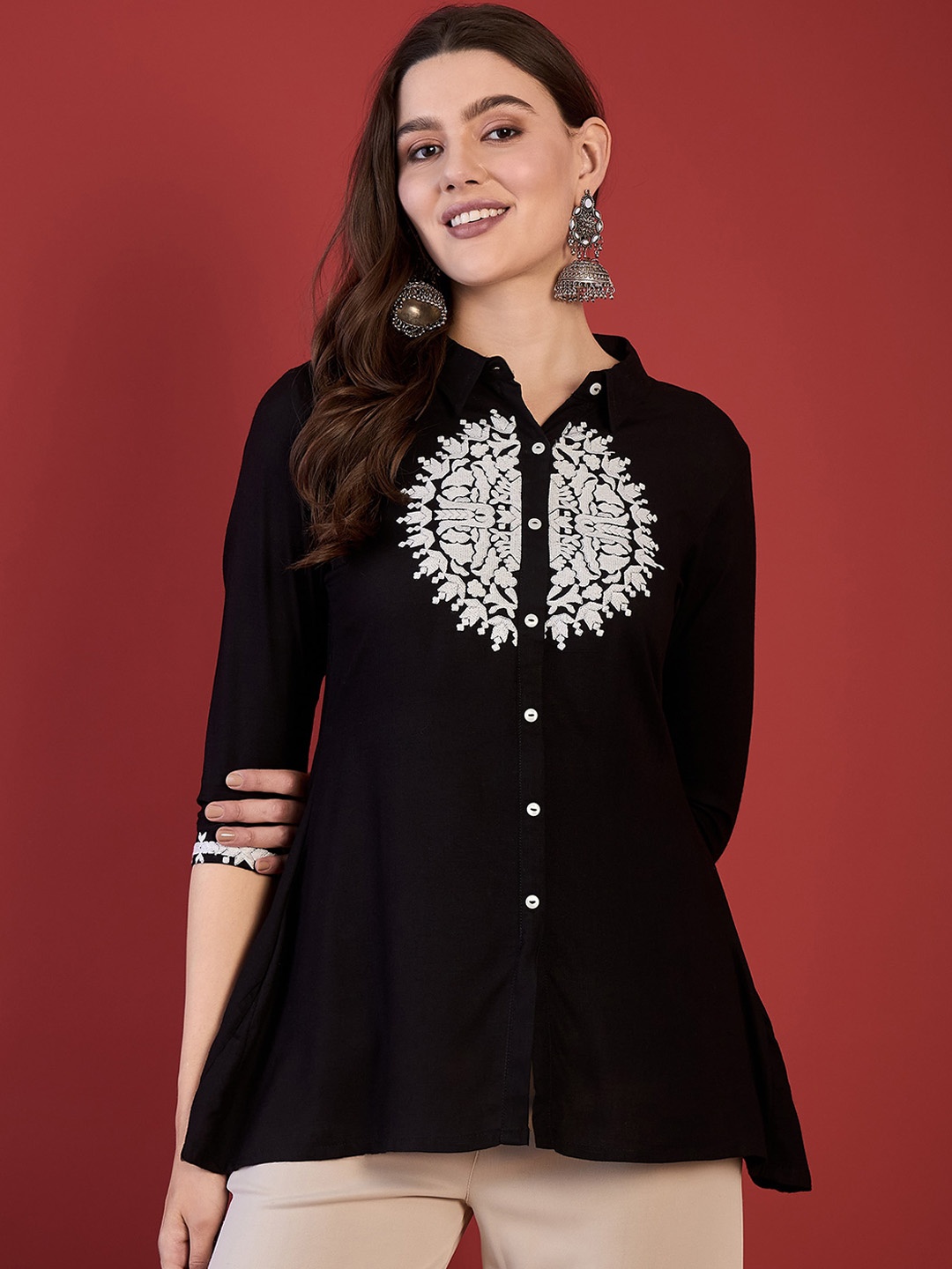 

Anouk Women Embroidered Kurta, Black