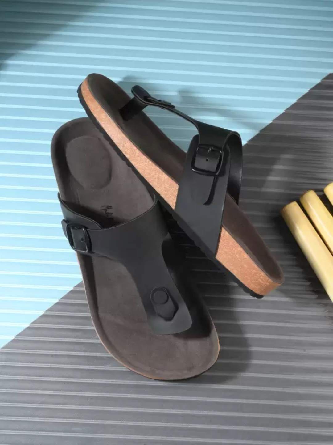 

Mast & Harbour Men Comfort Sandals, Black